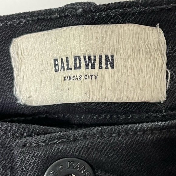 Baldwin Maxwell Crop Flare Jeans Women’s Size 26 Black Raw Hem Mid Rise - Picture 12 of 15